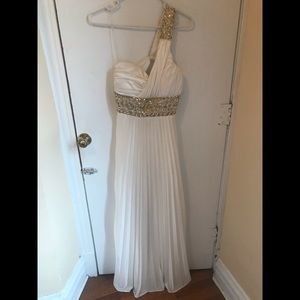 Greek goddess one-shoulder white formal gown